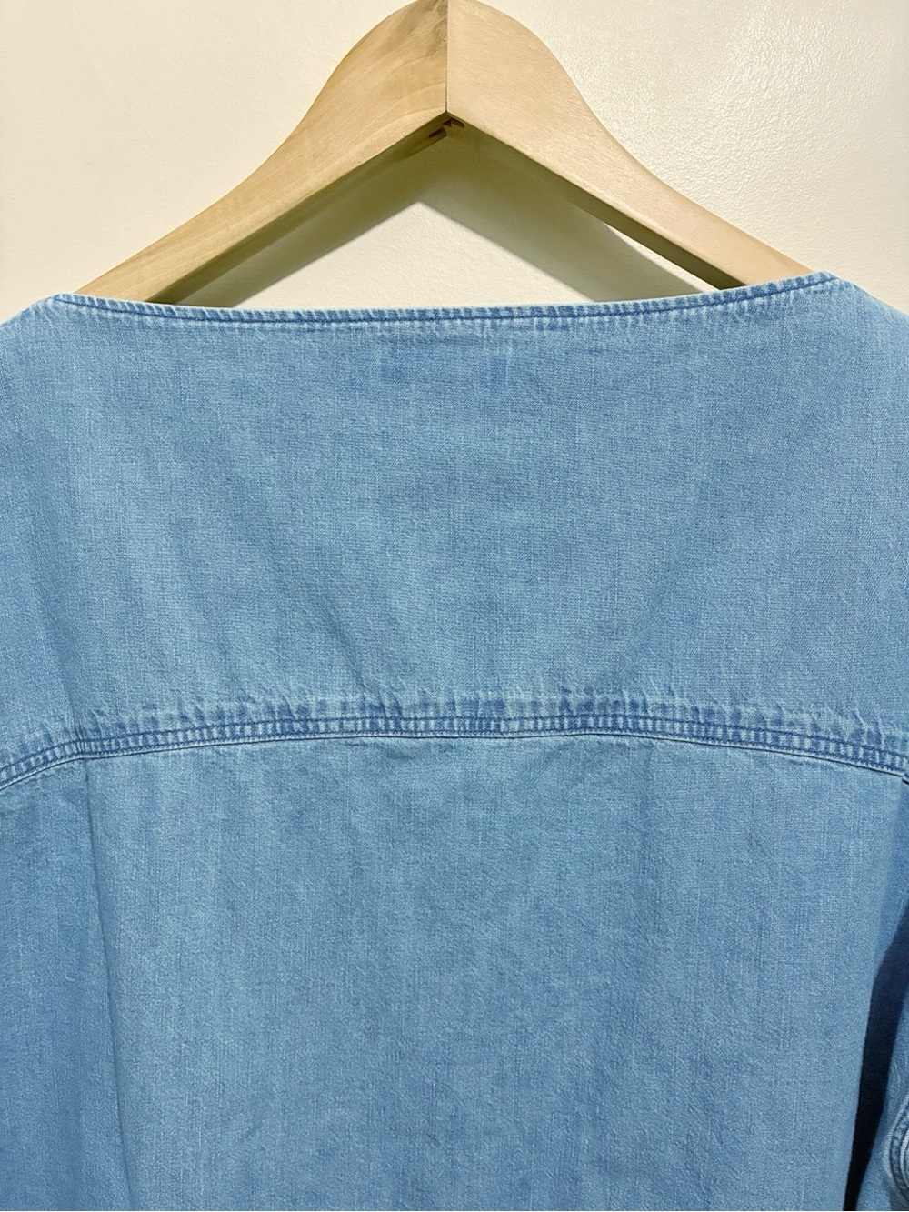 Uniqlo Denim Longsleeve Shirt Size Large Loose Boxy Fit - Picture 6 of 12